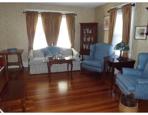 296 Moore St, Chicopee, MA 01013 photo 4