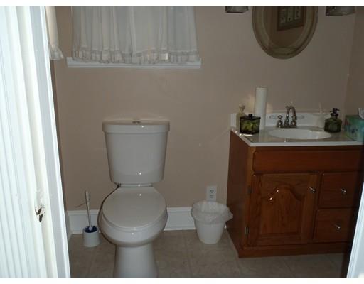 296 Moore St, Chicopee, MA 01013 photo 14