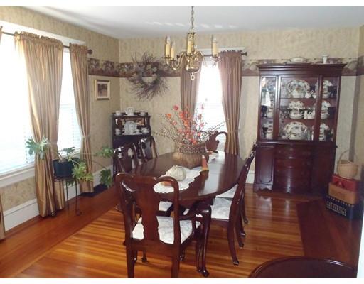 296 Moore St, Chicopee, MA 01013 photo 3