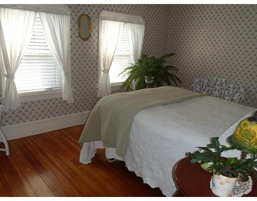 296 Moore St, Chicopee, MA 01013 photo 6
