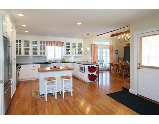 149 Pine Ln, Barnstable, MA 02655 photo 9