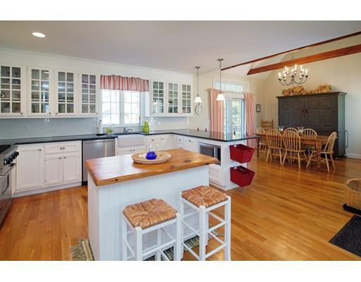 149 Pine Ln, Barnstable, MA 02655 photo 4