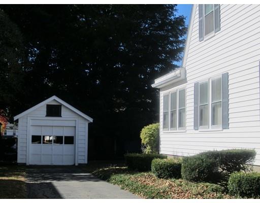 38 Walnut St, Framingham, MA 01702 photo 4