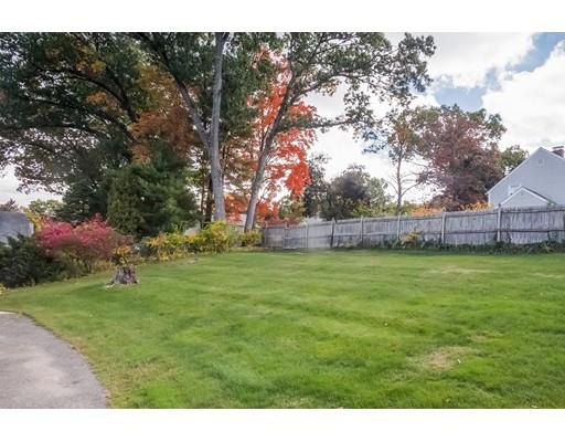 521 Plumtree Rd, Springfield, MA 01118 photo 27