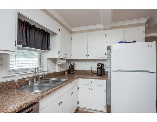 521 Plumtree Rd, Springfield, MA 01118 photo 12