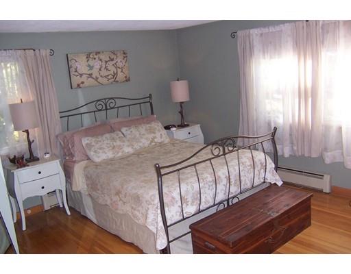 116 Knotty Pine Ln, Barnstable, MA 02632 photo 9