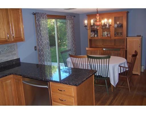 116 Knotty Pine Ln, Barnstable, MA 02632 photo 3