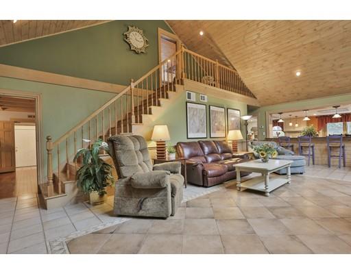 9 Beverly Dr, Georgetown, MA 01833 photo 5