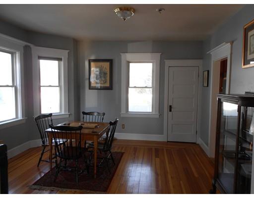 31 Davis St, Easthampton, MA 01027 photo 5