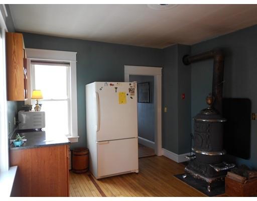 31 Davis St, Easthampton, MA 01027 photo 11