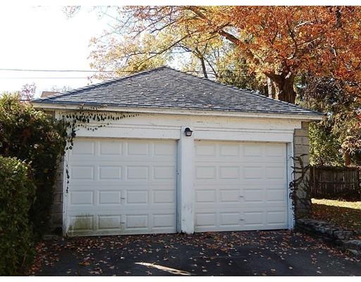2 Elmire Ave, Worcester, MA 01604 photo 4