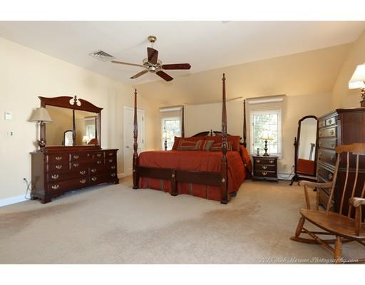 2 Harwick Rd, Wakefield, MA 01880 photo 17