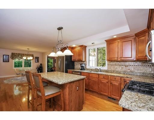 86 Norris Rd, Sagamore Beach, MA 02562 photo 2