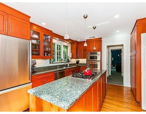 31 Devonshire Rd, Newton, MA 02468 photo 10