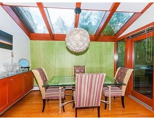 31 Devonshire Rd, Newton, MA 02468 photo 11