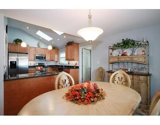 24 Summer Dr, Saugus, MA 01906 photo 7