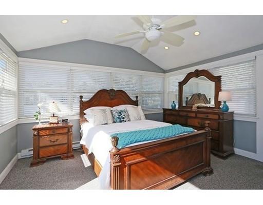 24 Summer Dr, Saugus, MA 01906 photo 12