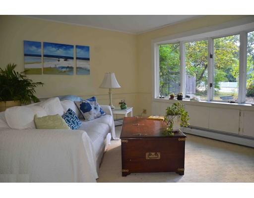 49 Planters Field Ln, Hingham, MA 02043 photo 3