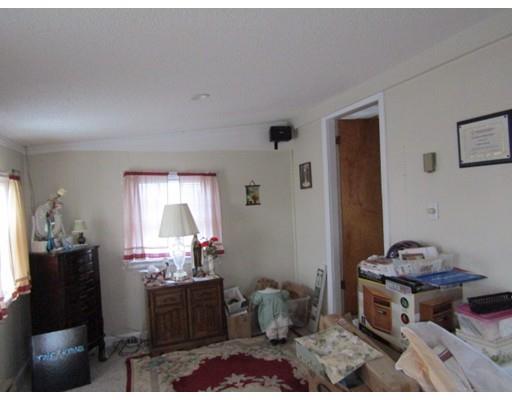 118 Fuller St, Fall River, MA 02721 photo 9