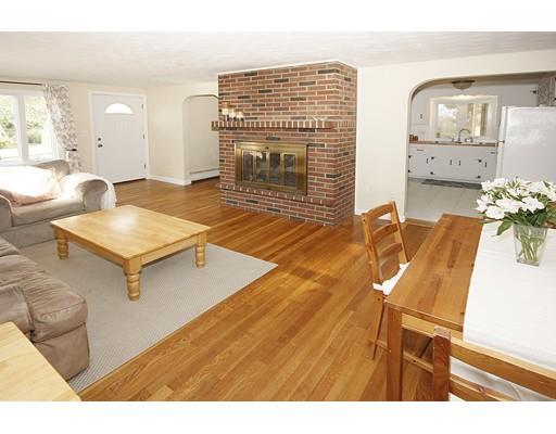 34 Hillcrest Ave, Beverly, MA 01915 photo 4