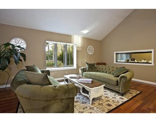 164 Hathaway St, Wareham, MA 02571 photo 5