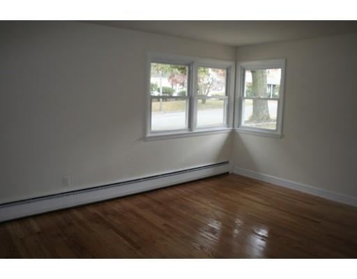 81 Colonial Rd, Lawrence, MA 01843 photo 13