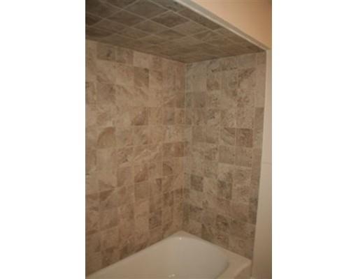 81 Colonial Rd, Lawrence, MA 01843 photo 11