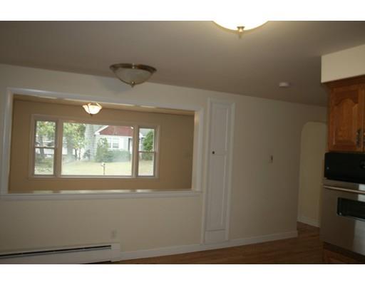 81 Colonial Rd, Lawrence, MA 01843 photo 7