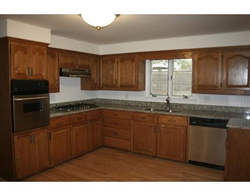 81 Colonial Rd, Lawrence, MA 01843 photo 8