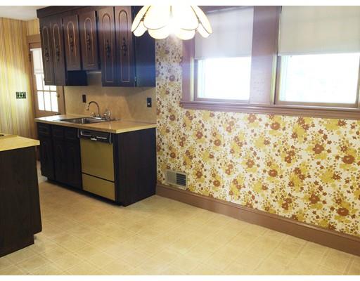 421 Cedar St, Dedham, MA 02026 photo 9