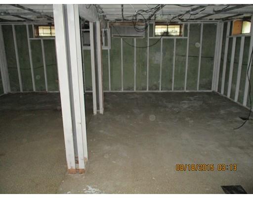 28 Graham St, Springfield, MA 01119 photo 11