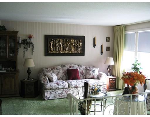 57 Beaver Brook Ln, Dracut, MA 01826 photo 2