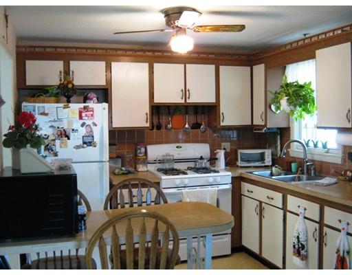 57 Beaver Brook Ln, Dracut, MA 01826 photo 4