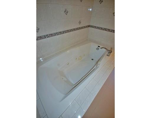31 Talbott Farm Dr, Mendon, MA 01756 photo 24