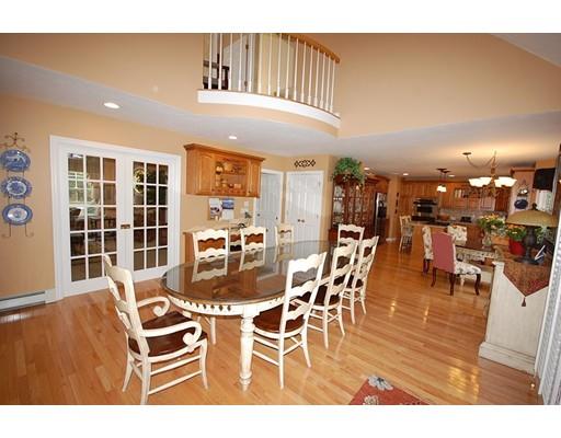 31 Talbott Farm Dr, Mendon, MA 01756 photo 7