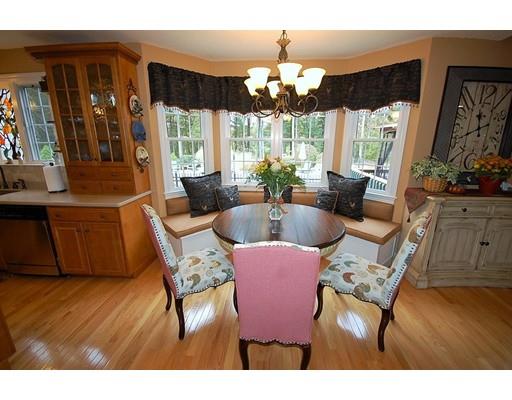 31 Talbott Farm Dr, Mendon, MA 01756 photo 8