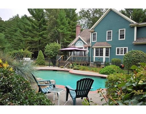 31 Talbott Farm Dr, Mendon, MA 01756 photo 2