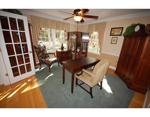 31 Talbott Farm Dr, Mendon, MA 01756 photo 3