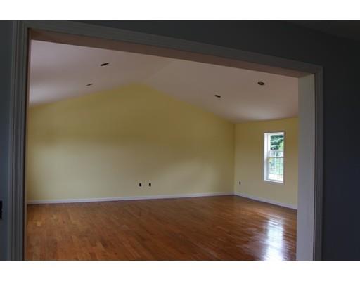 82 Eagle Dr, Dudley, MA 01571 photo 12