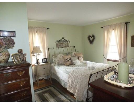80 Redden Rd, Springfield, MA 01119 photo 9