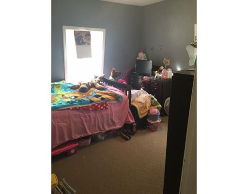 18 Lapham St, Fall River, MA 02721 photo 9