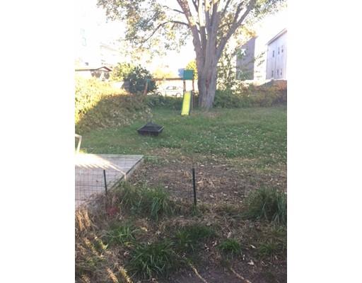 18 Lapham St, Fall River, MA 02721 photo 4