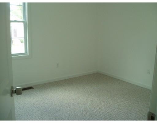 11 Wendover Rd, Worcester, MA 01606 photo 9