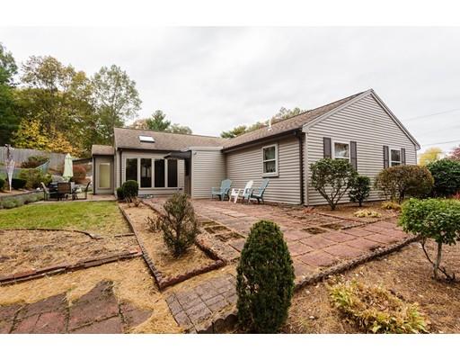 10 Macdonald Cir, Walpole, MA 02081 photo 10