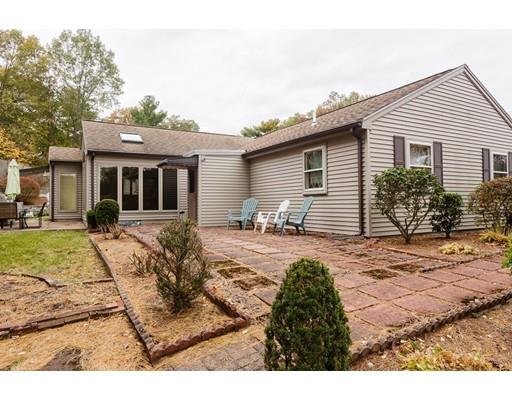 10 Macdonald Cir, Walpole, MA 02081 photo 9