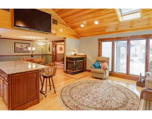 10 Macdonald Cir, Walpole, MA 02081 photo 15