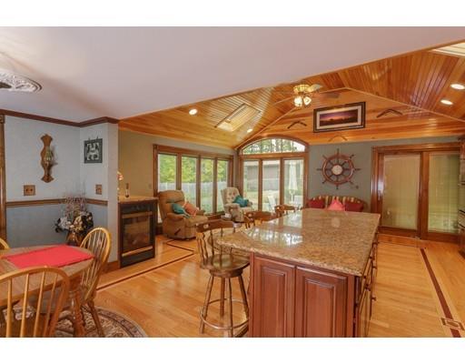 10 Macdonald Cir, Walpole, MA 02081 photo 16