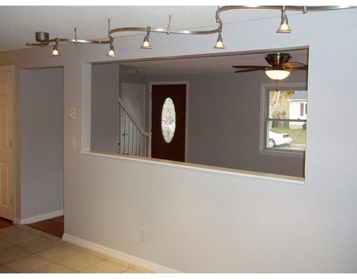 112 Maybrook Rd, Springfield, MA 01129 photo 7