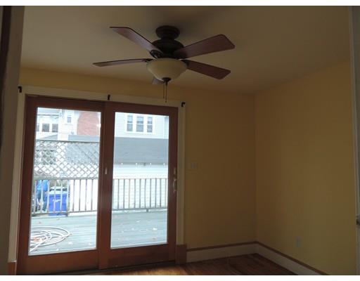 31 Audubon St, Springfield, MA 01108 photo 6