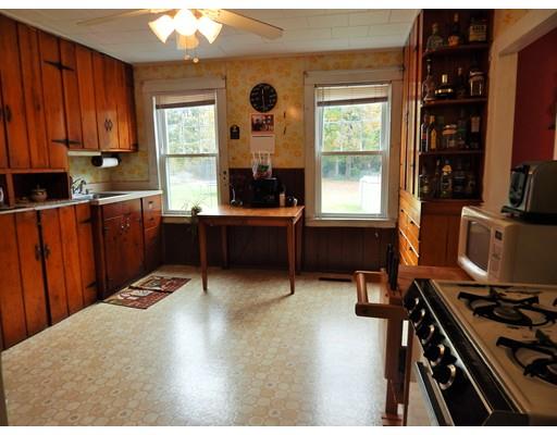 13 Gaugh St, Easthampton, MA 01027 photo 8